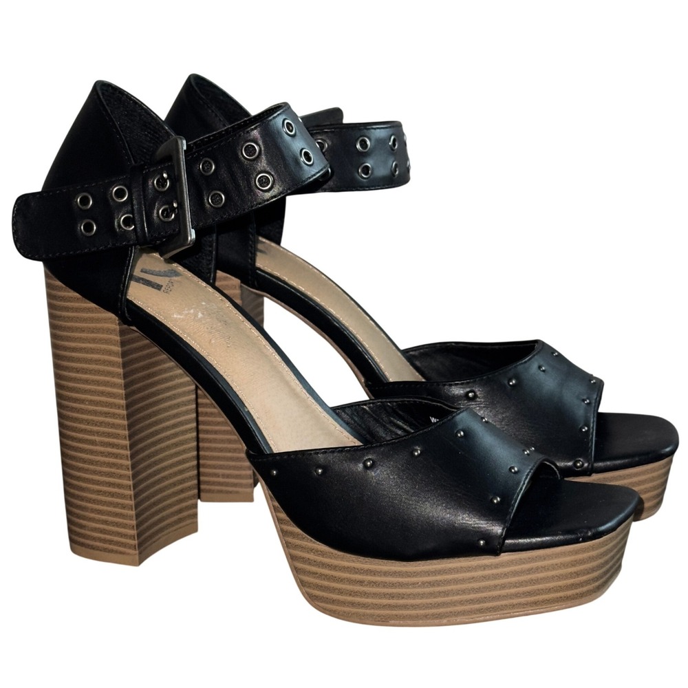 Report Petunia Black Studded Platform Block Heel Sandals Size 9.5 Edgy Goth - Picture 4 of 12